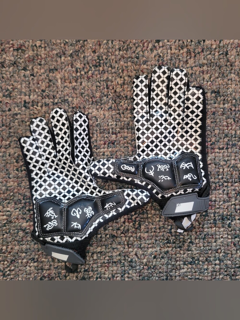 Seibertron Lineman 2.0 Football Gloves Youth Large